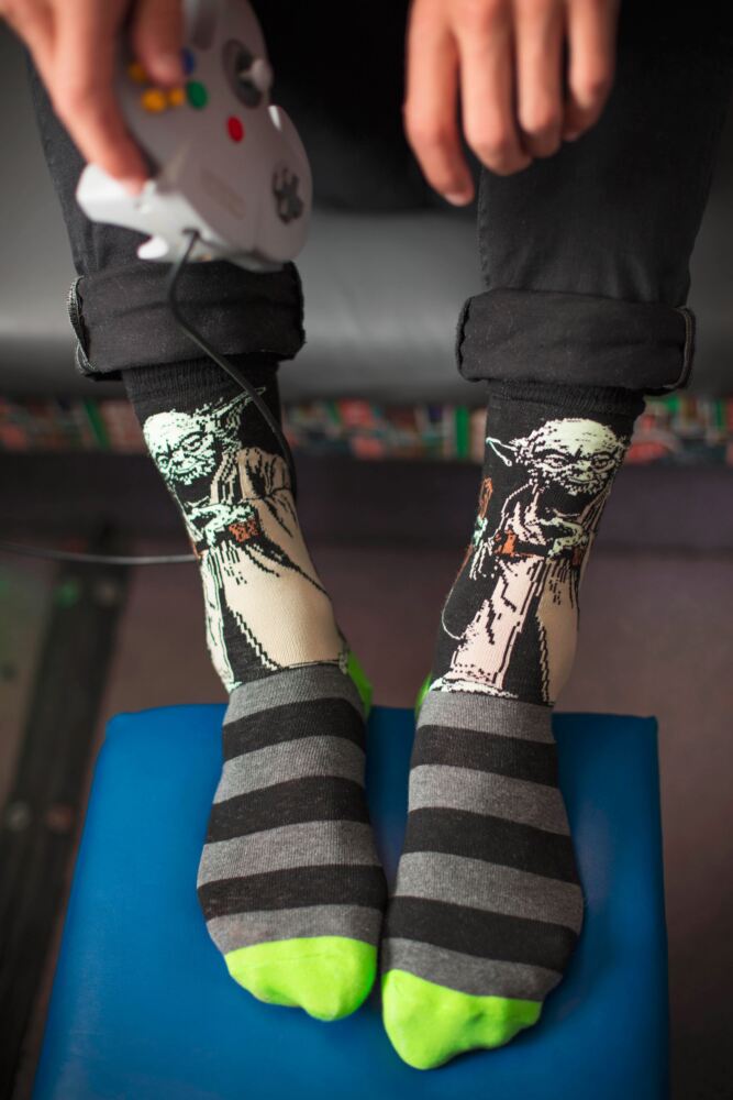 sockshop Film & TV CharactersMens Star Wars Yoda Chewbacca C-3P0 R2-D2 & Han Solo Socks 5-Pair