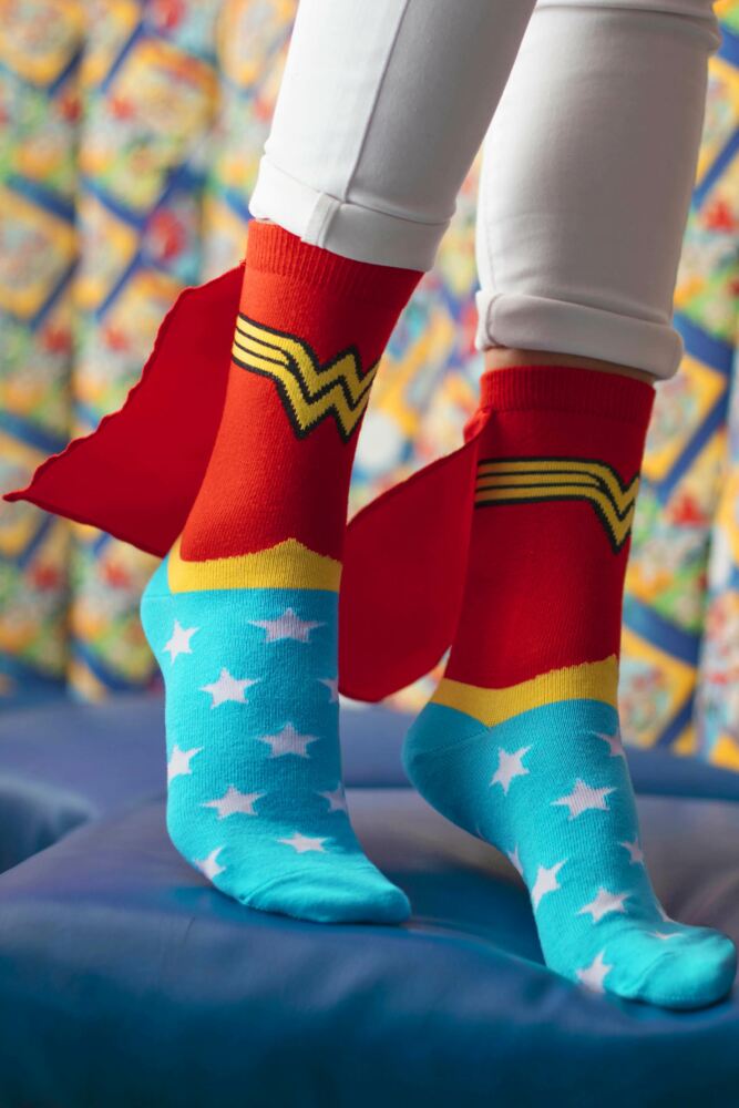 Sockshop Film & TV CharactersWomens Cotton DC Comics Wonder Woman Cape Socks