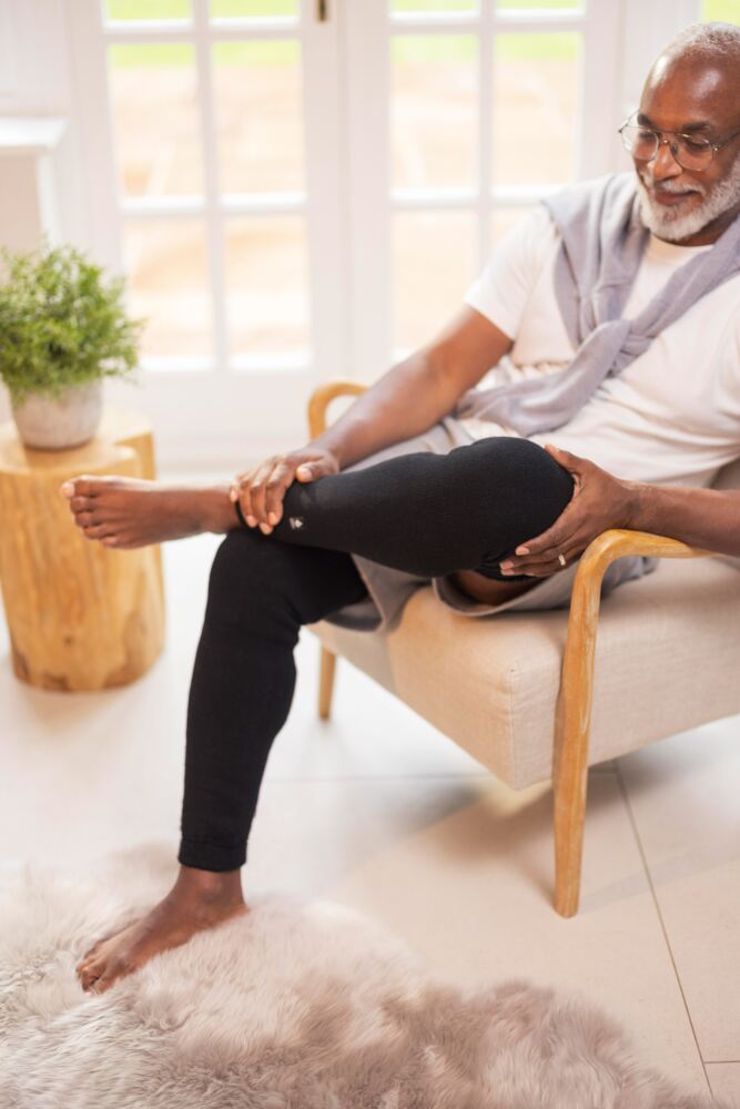 Sockshop Heat HoldersMens & Womens 2.3 Tog FootNurse Knee & Leg Warmers