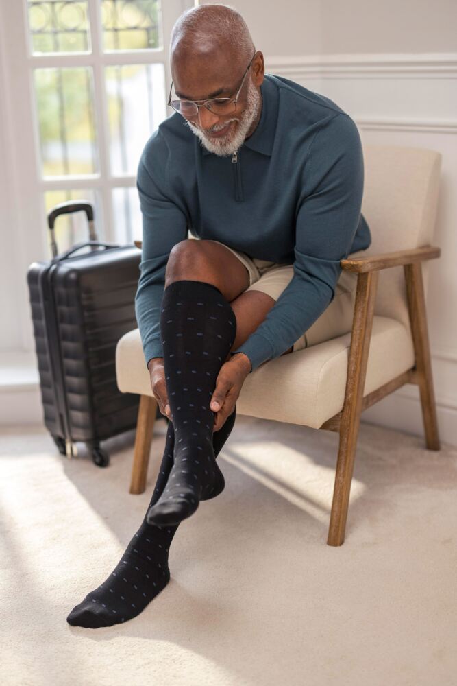 Sockshop IOMIMens Cotton FootNurse Patterned Flight Socks