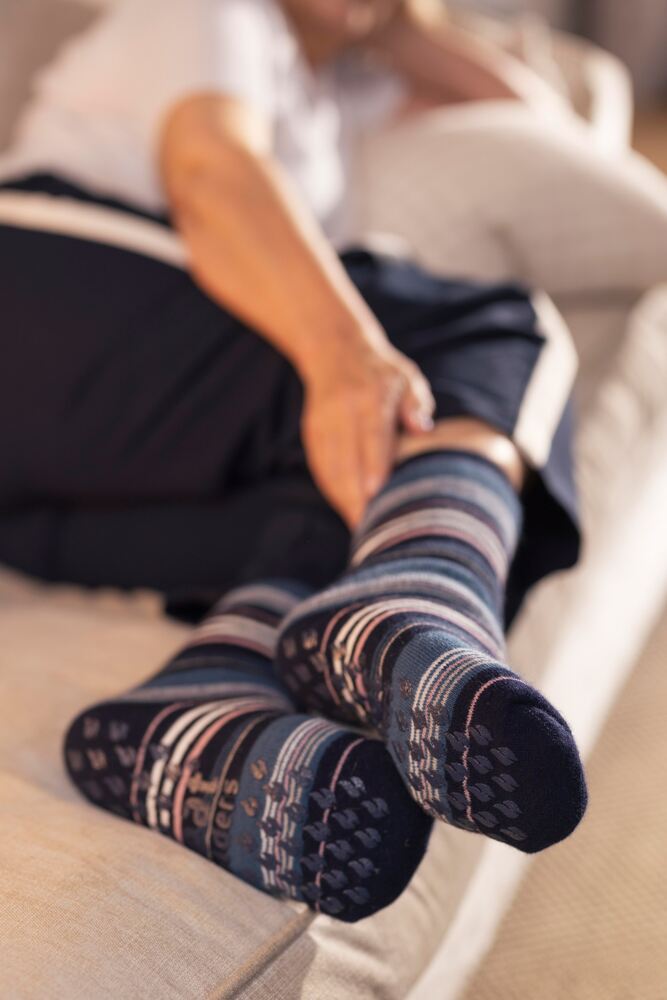 Sockshop IOMIWomens 3.1 TOG Raynaud's Striped Thermal Slipper Socks