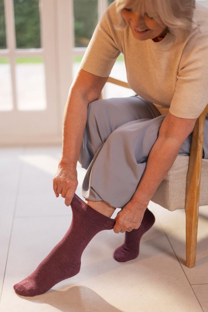 Sockshop IOMIWomens Cotton FootNurse Diabetic Socks 3-Pair