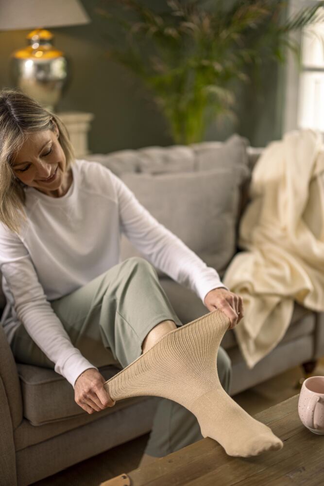 Sockshop IOMIWomens Cotton FootNurse Oedema Extra Wide Socks