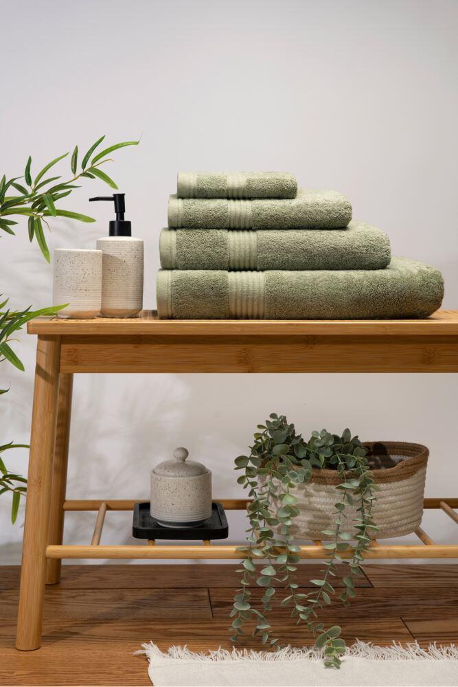 Sockshop Lazy PandaMens & Womens Bamboo Super Soft Bath Towel