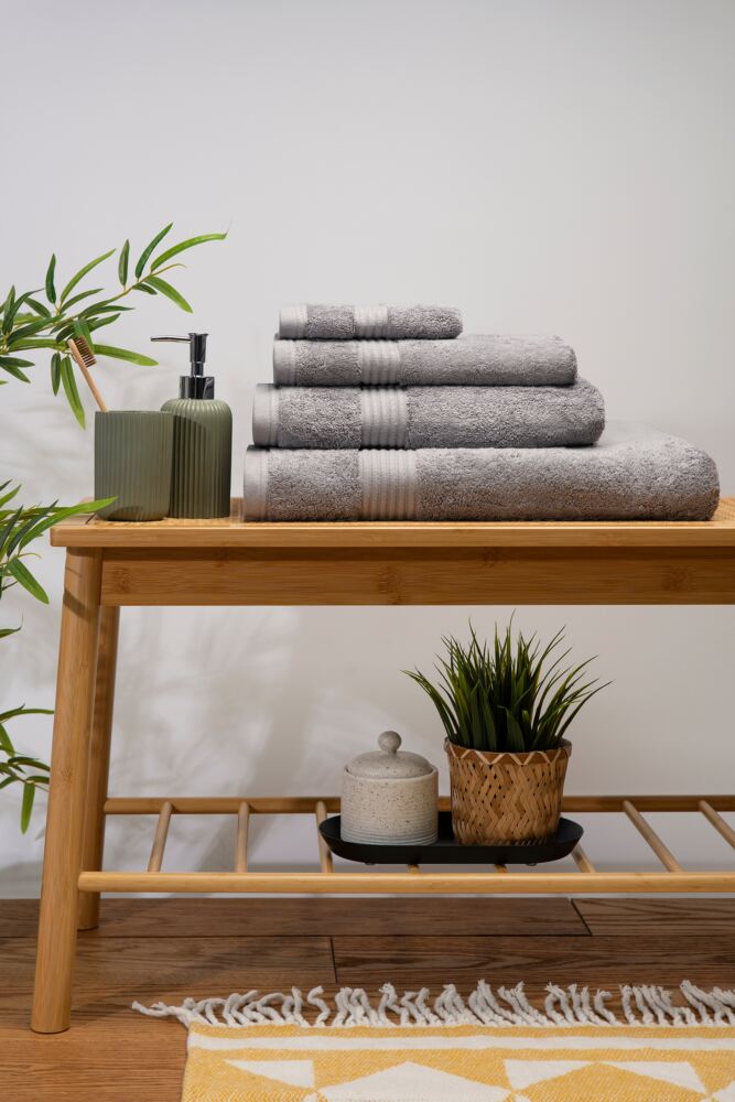 Sockshop Lazy PandaMens & Womens Bamboo Super Soft Bath Towel