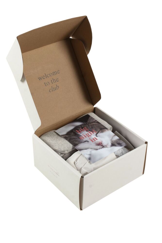 Sockshop Luckies Of LondonMens & Womens Big Night In With Candle Sleep Mask Mug & Wool Socks Gift Box