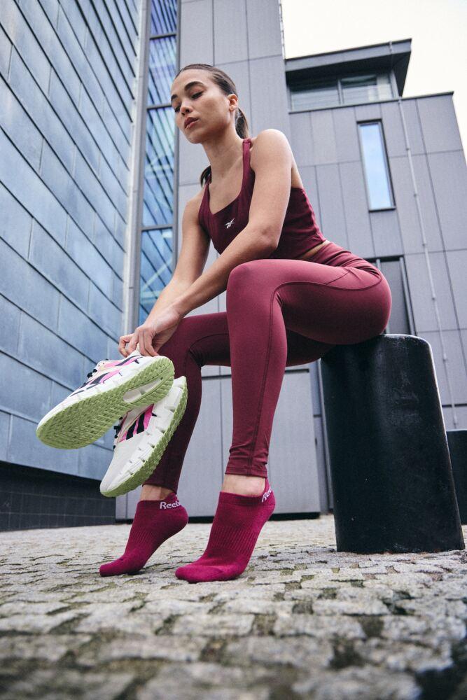 Sockshop ReebokMens & Womens Cotton Essentials Trainer Socks 3-Pair