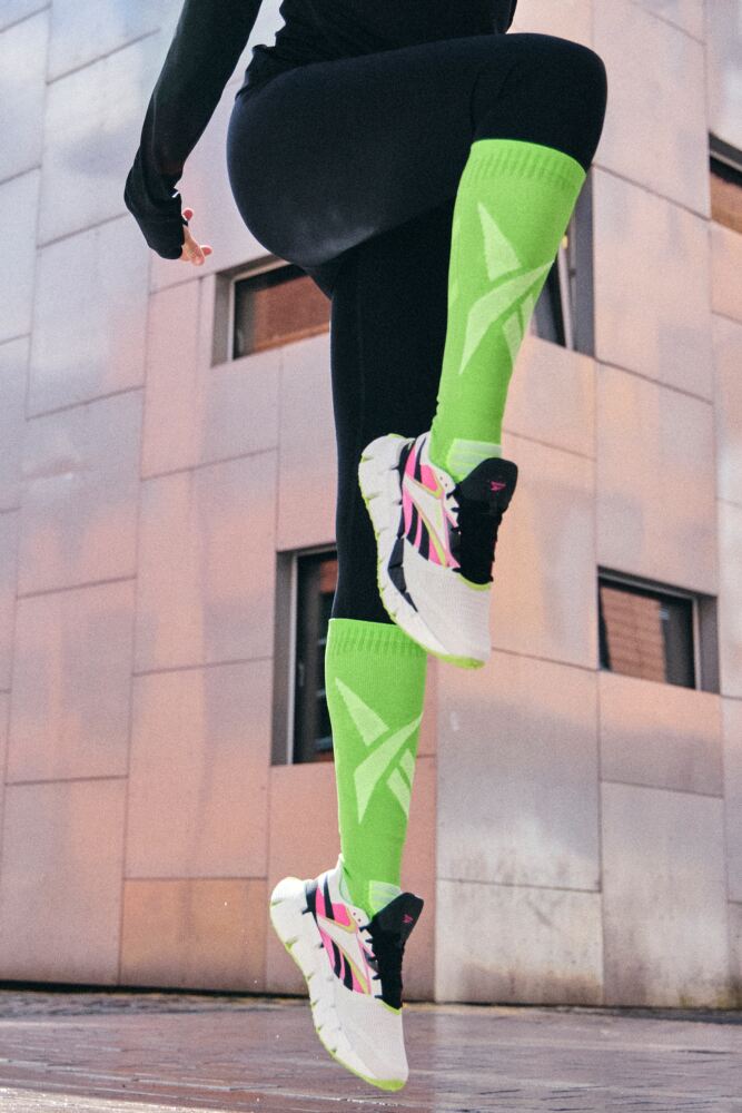 Sockshop ReebokMens & Womens Technical Long Compression Running Socks