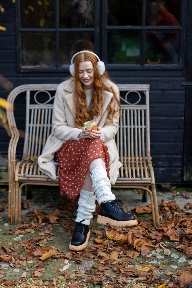 Sockshop ELLEWomens Chunky Cable Knit Leg Warmers