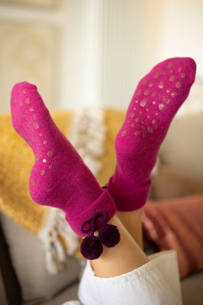 Sockshop ELLEWomens Slipper Socks With Pompoms