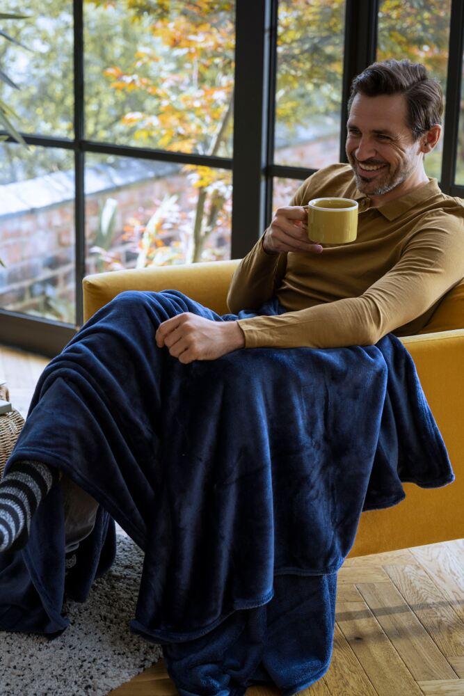 Sockshop Heat HoldersSnuggle Up Thermal Blanket