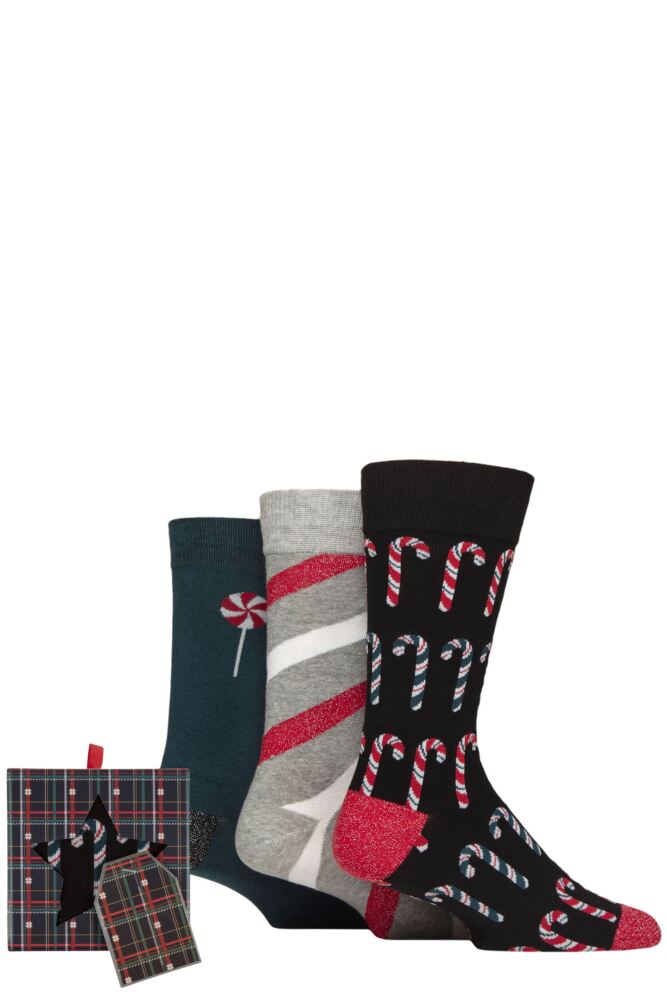 Sockshop WildfeetMens Cotton Christmas Socks 3-Pair Tartan Gift Box