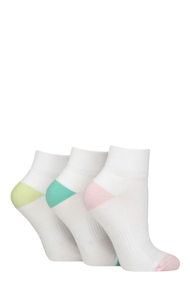 Sockshop WildfeetWomens Bamboo Half Cushioned Sports Socks 3-Pair