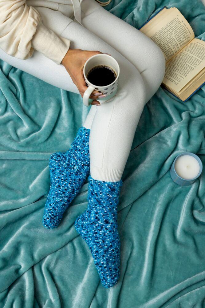 Sockshop WildfeetWomens Christmas Popcorn Bed Socks Gift Box