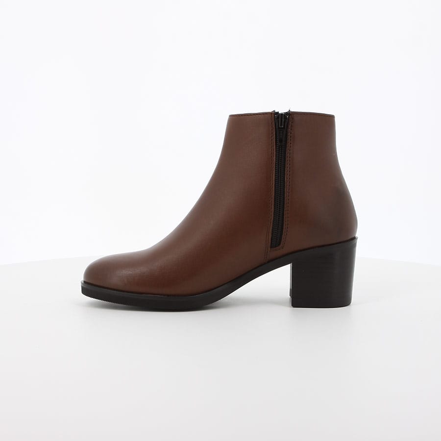 Soft Style Hush Puppies Dawn Leather Ankle Boots Dark Tan