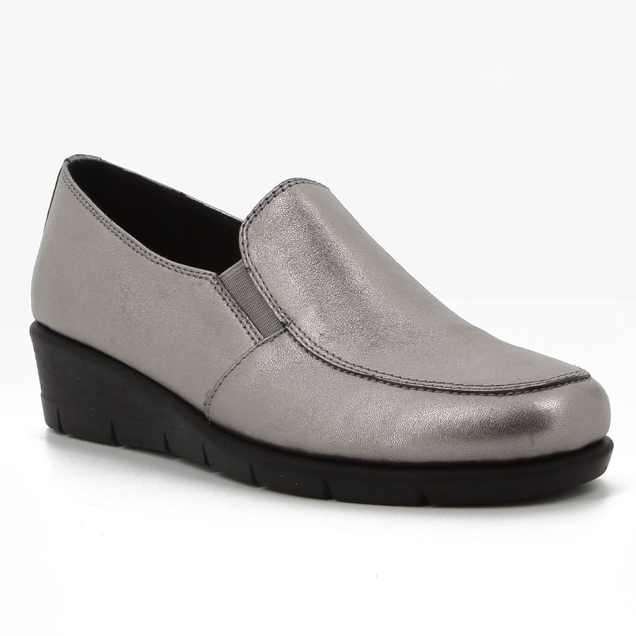 Soft Style Hush Puppies Grecia Casuals Antique Silver Leather