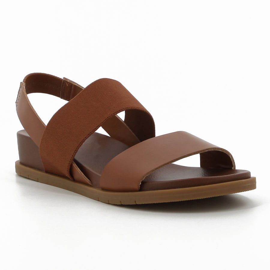 Soft Style Hush Puppies Zura Leather Sandals Cognac