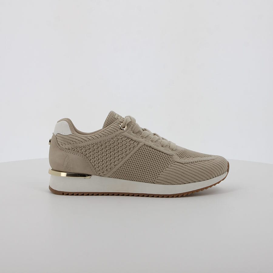 soft style Hush Puppies Remmy Sneakers Beige