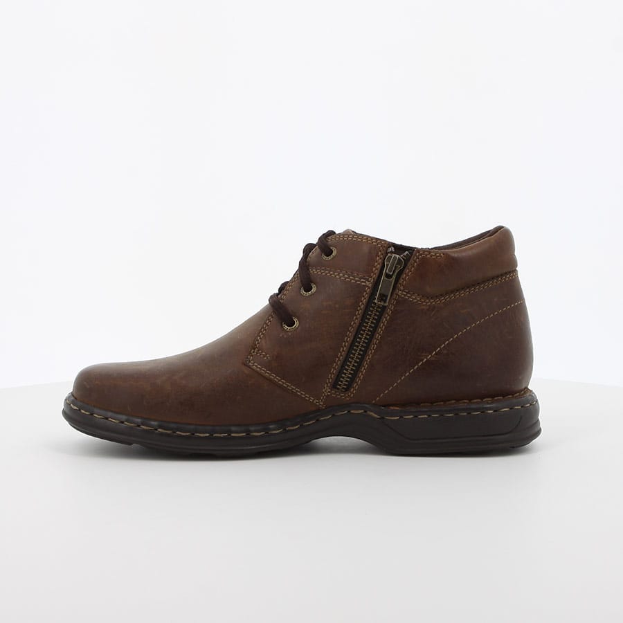 Soft Style Nils Chestnut