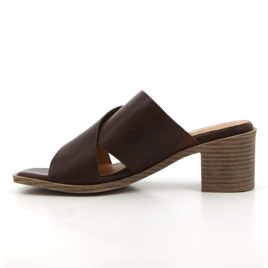 Soft Style Soft Abany Heeled Mules Choc