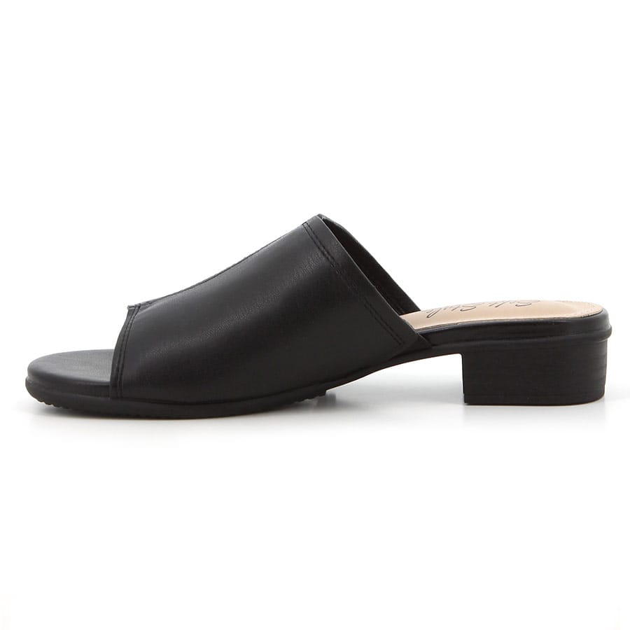 Soft Style Soft Electra Sandals Black Mono