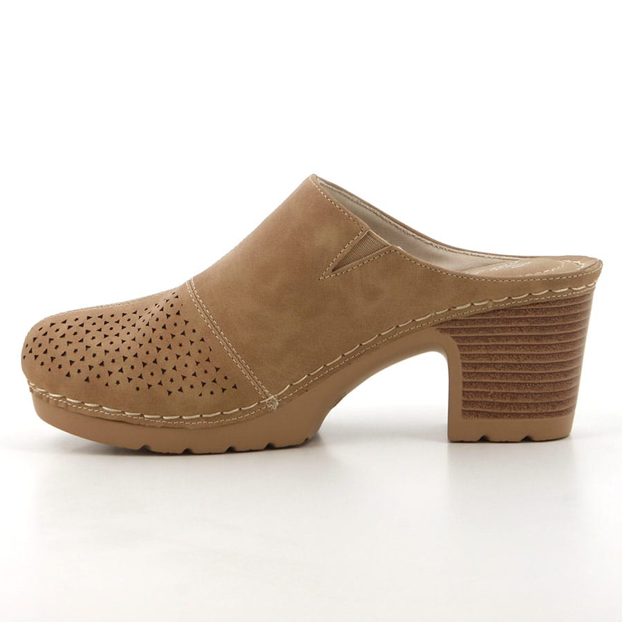 Soft Style Soft Seanna Clog Heels Mocha