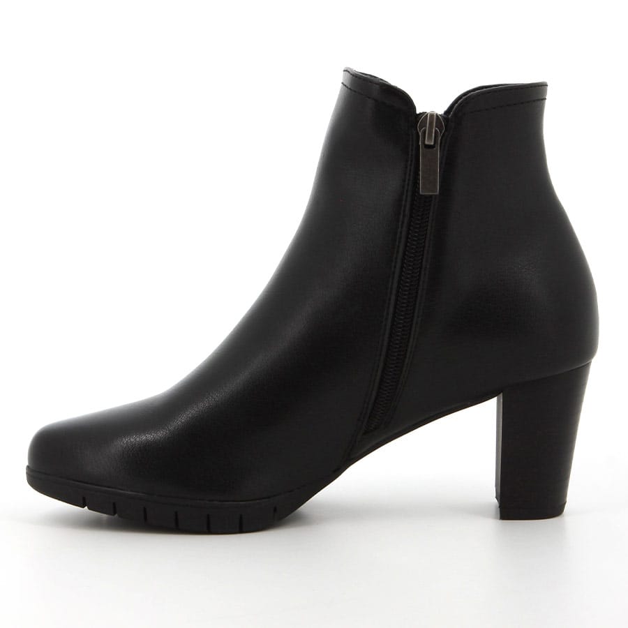 Soft Style Soft Siandra Short Boots Black