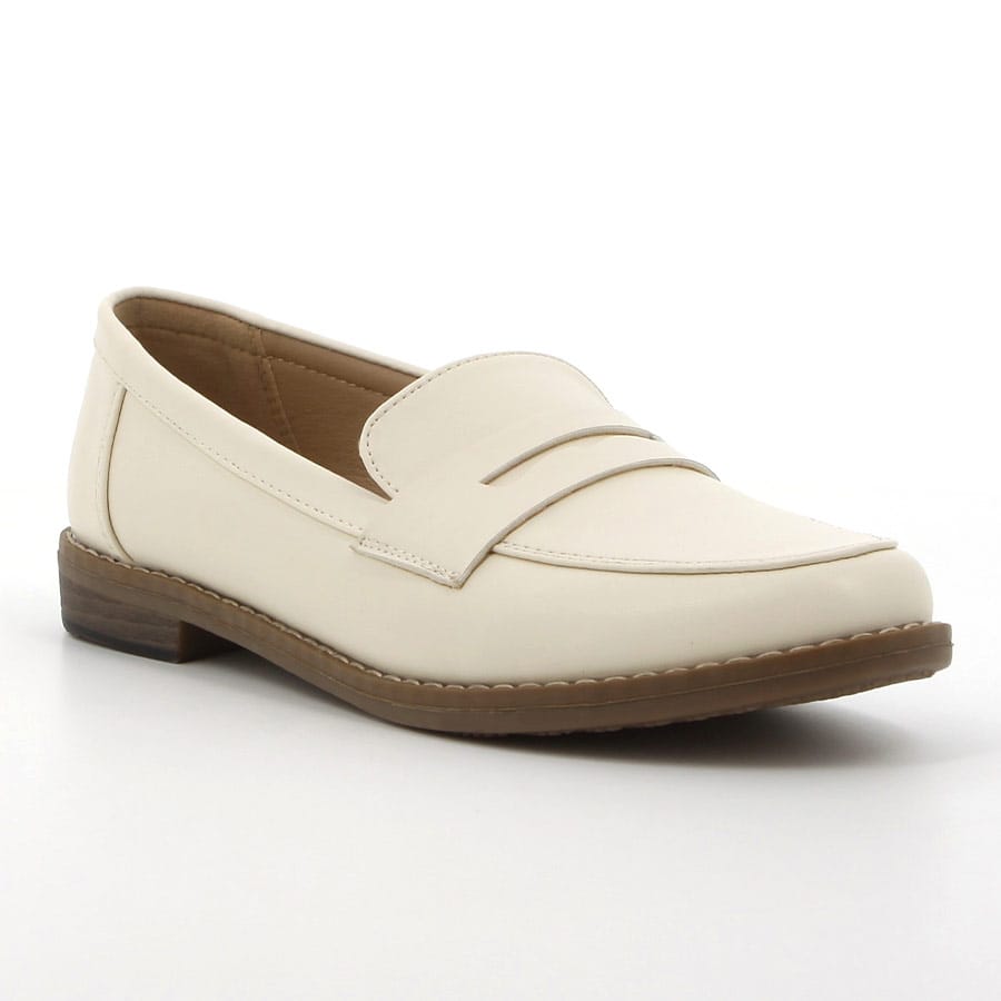 Soft Style Soft Tysan Loafers Ivory