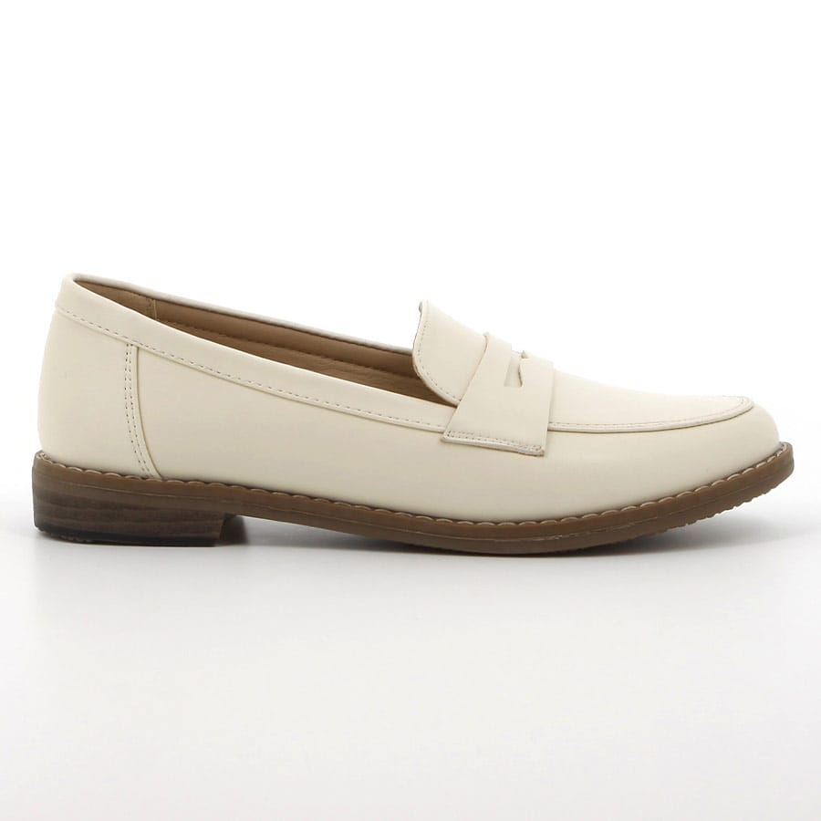 soft style Soft Tysan Loafers Ivory