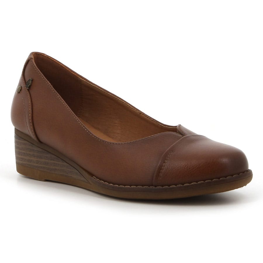 Soft Style Soft Walden Low Wedge Cognac