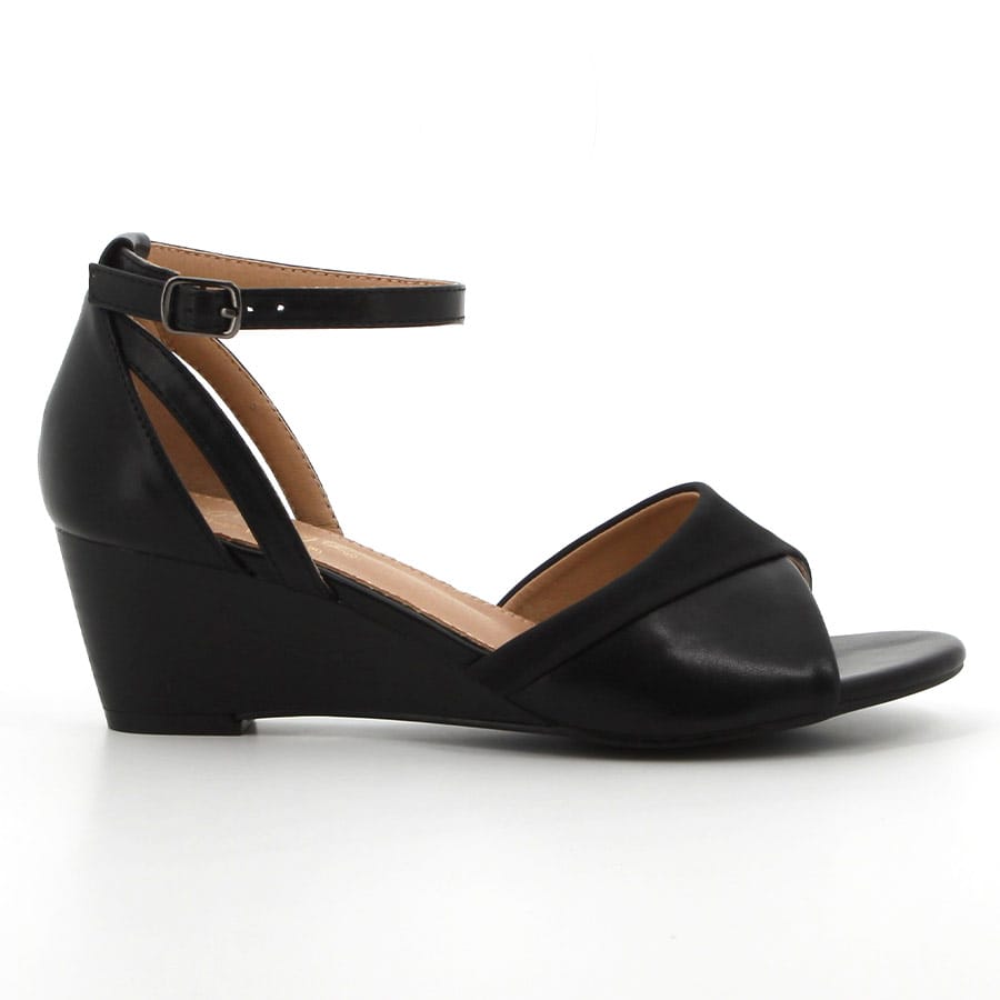soft style Soft Xenia Wedge Sandals Black