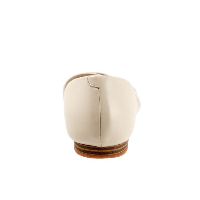 Softwalk Cypress Sandals Ivory