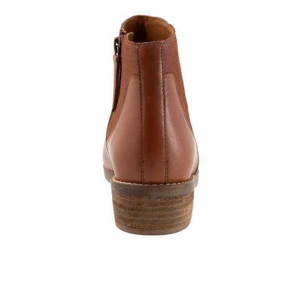 Softwalk Racine Boots Luggage