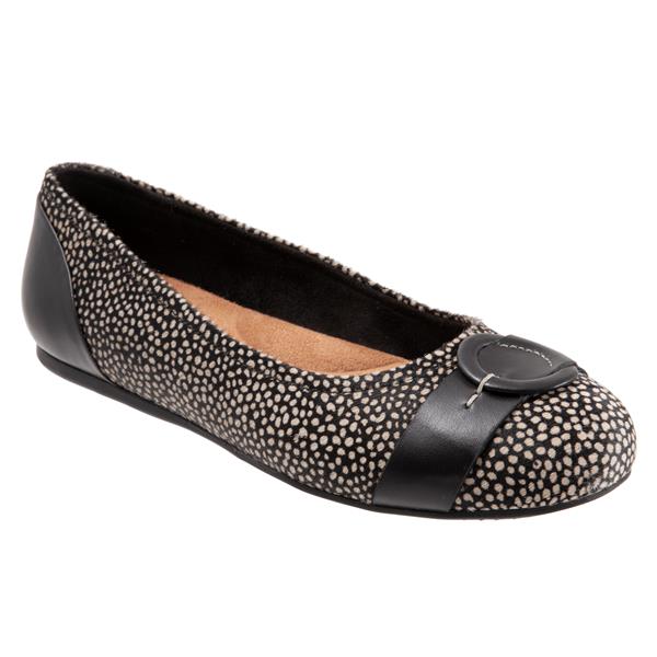 softwalk Savannah Sale Black White Pony