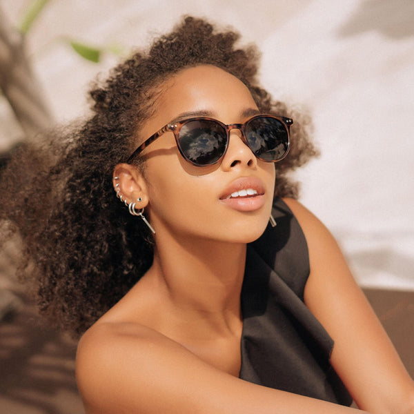 Sojos May Sunglasses Amber Tortoise Frame Black Lens