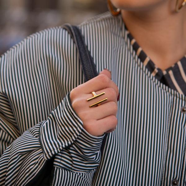 Soko Double Bar Ring Ring