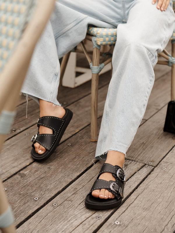 Sol Sana Eastwood Stud Footbed Black/Silver