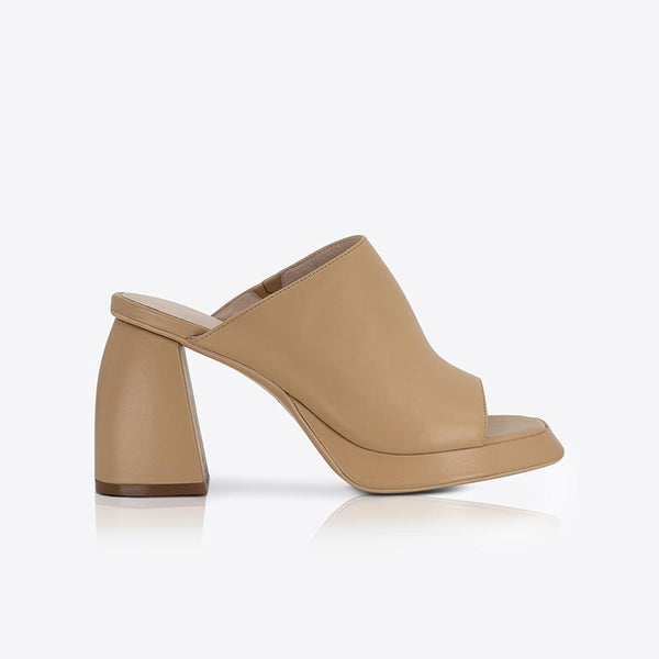 sol sana Eva Mule Tan