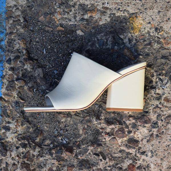 Sol Sana Joey Mule Parchment