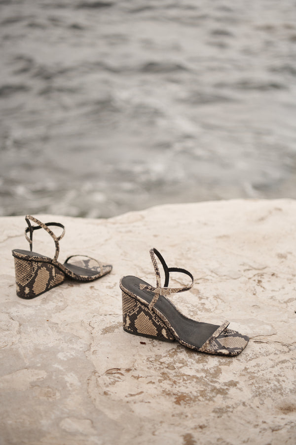 Sol Sana Mercer Heel Python