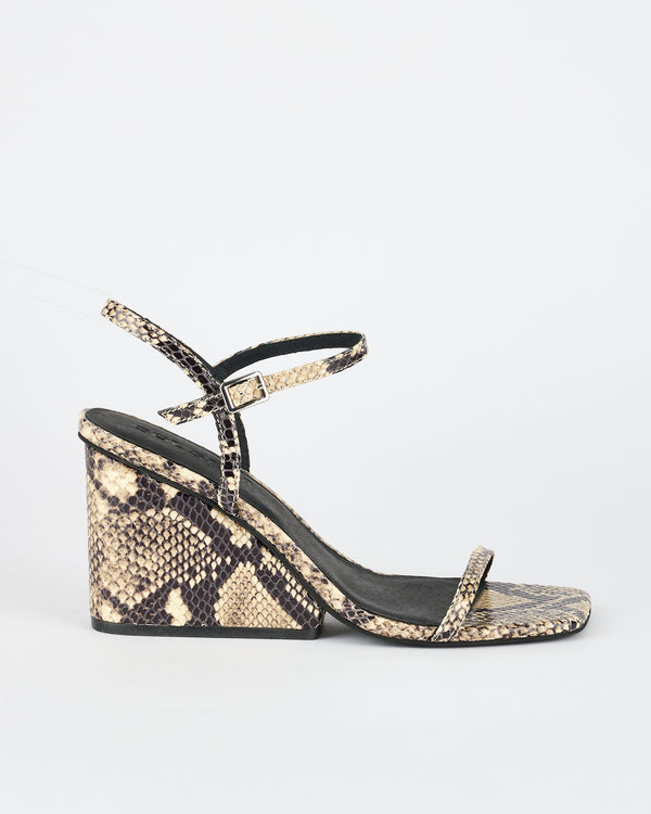 sol sana Mercer Heel Python