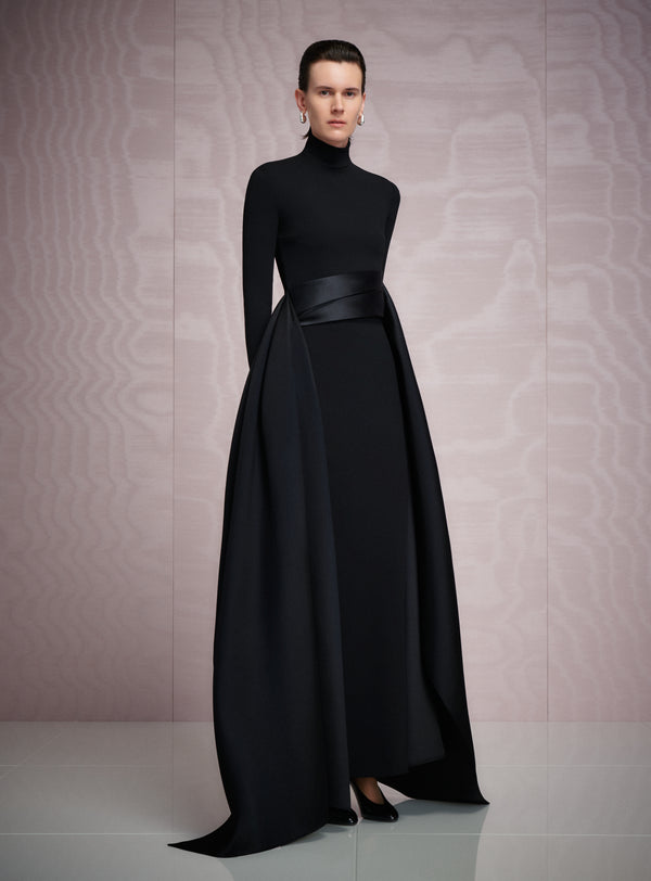 Solace London The Olivia Maxi Dress In Black