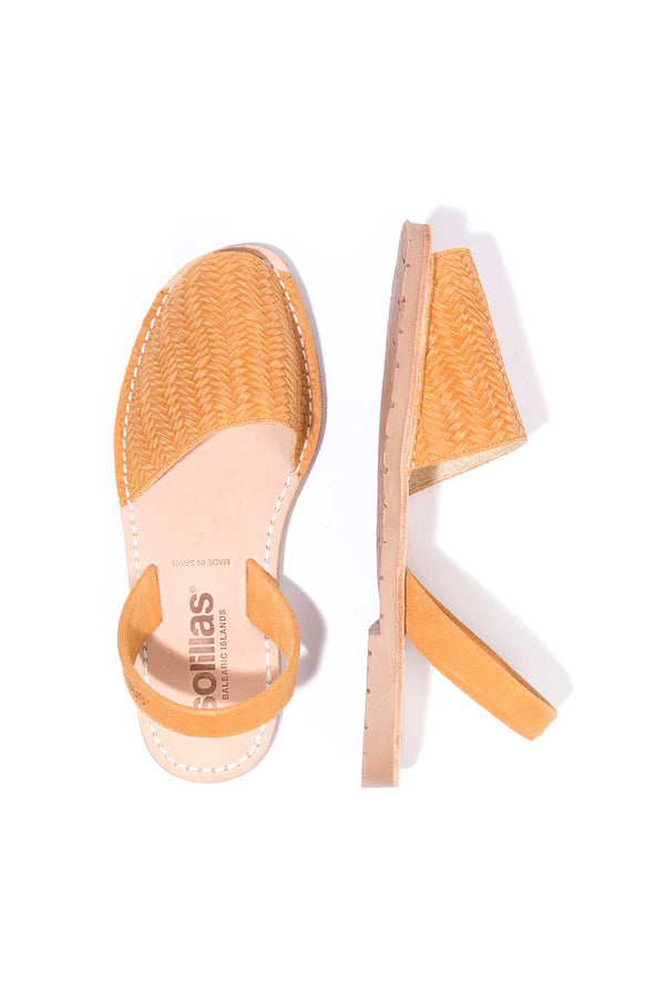 Solillas ILLA - Original Menorcan Sandals In Tan Woven Suede Leather