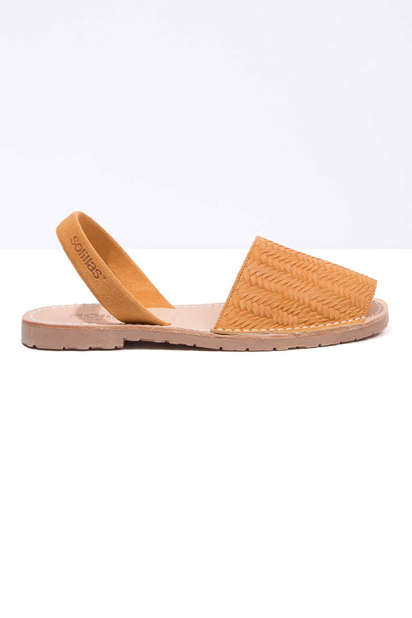 Solillas ILLA - Original Menorcan Sandals In Tan Woven Suede Leather