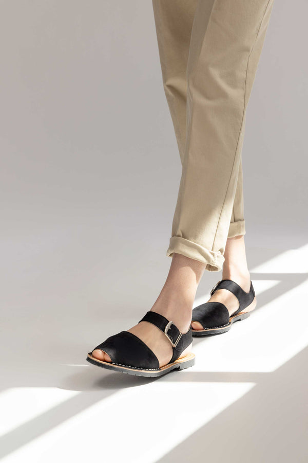 Solillas NOCHE PESCA - Original Menorcan Sandals In Black Nubuck Leather With Buckle