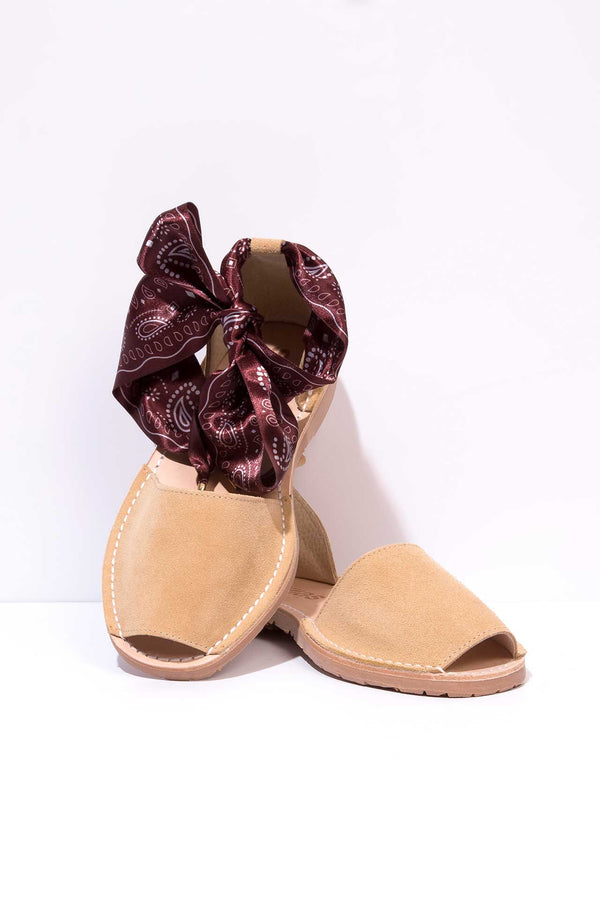 solillas PRADERA CURVA - Sandals in Tan Suede with Prairie Ankle Tie solillas PRADERA CURVA - Sandals in Tan Suede with Prairie Ankle Tie