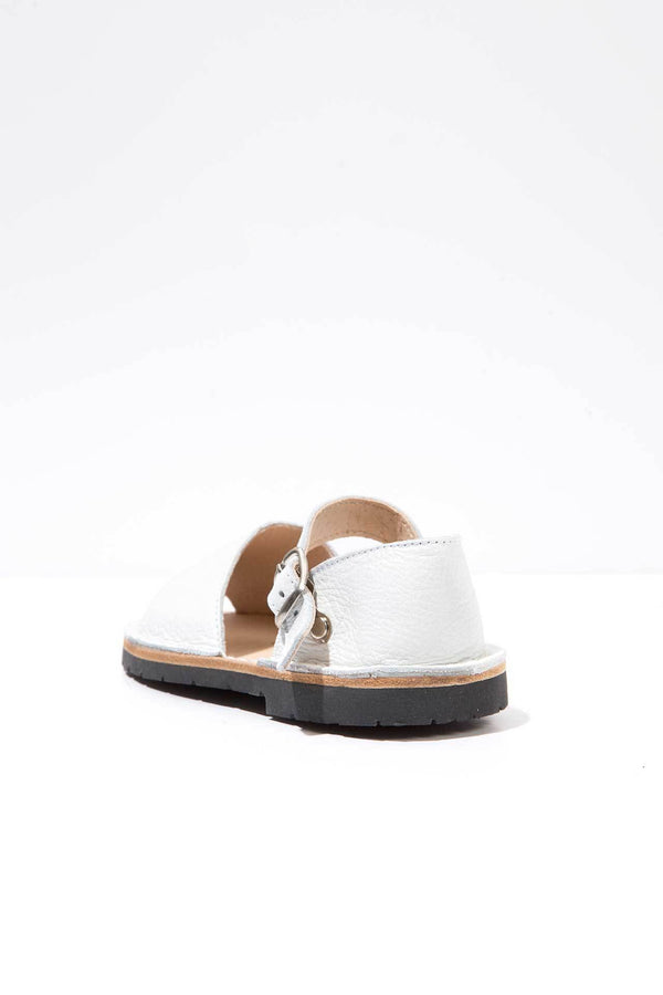 Solillas Blanco - Leather Buckle Sandals