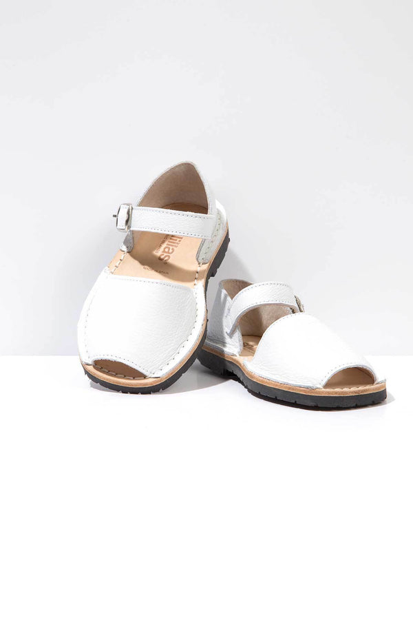 solillas Blanco - Leather Buckle sandals