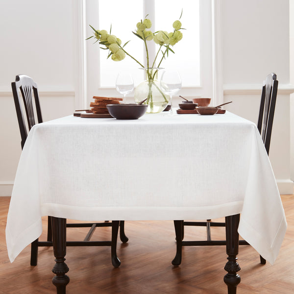 Solino Home Diana Medium Weight Tablecloth Light Natural