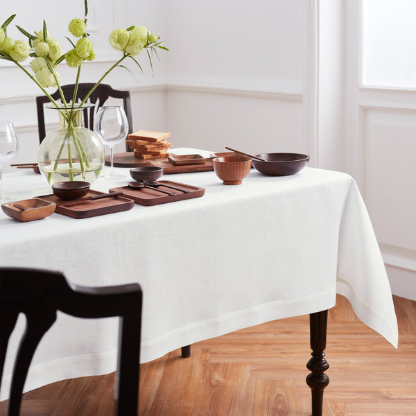 Solino Home Diana Medium Weight Tablecloth Light Natural